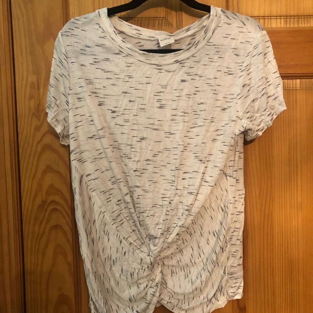 Twist front Tee